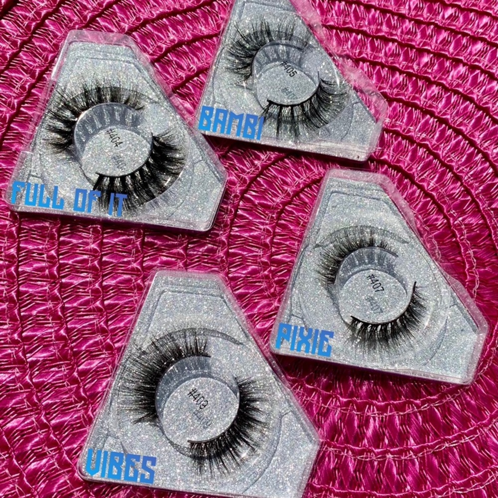 4 SETS - MAD LASHES 🖤✨DIME COLLECTION✨🖤